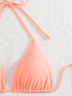 Bikini Malibu – Top Triangular Halter con Cordón Ajustable
