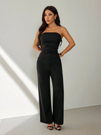 Conjunto Noir – Top Strapless Fruncido con Pantalón Pierna Ancha