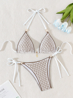 Bikini Capri Encaje – Crochet Triangular con Herrajes