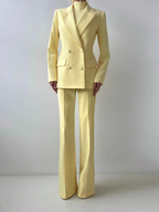 Set Lumière – Blazer, Top Cuello Alto y Pantalón Pierna Ancha