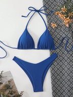 Bikini Malibu – Top Triangular Halter con Cordón Ajustable