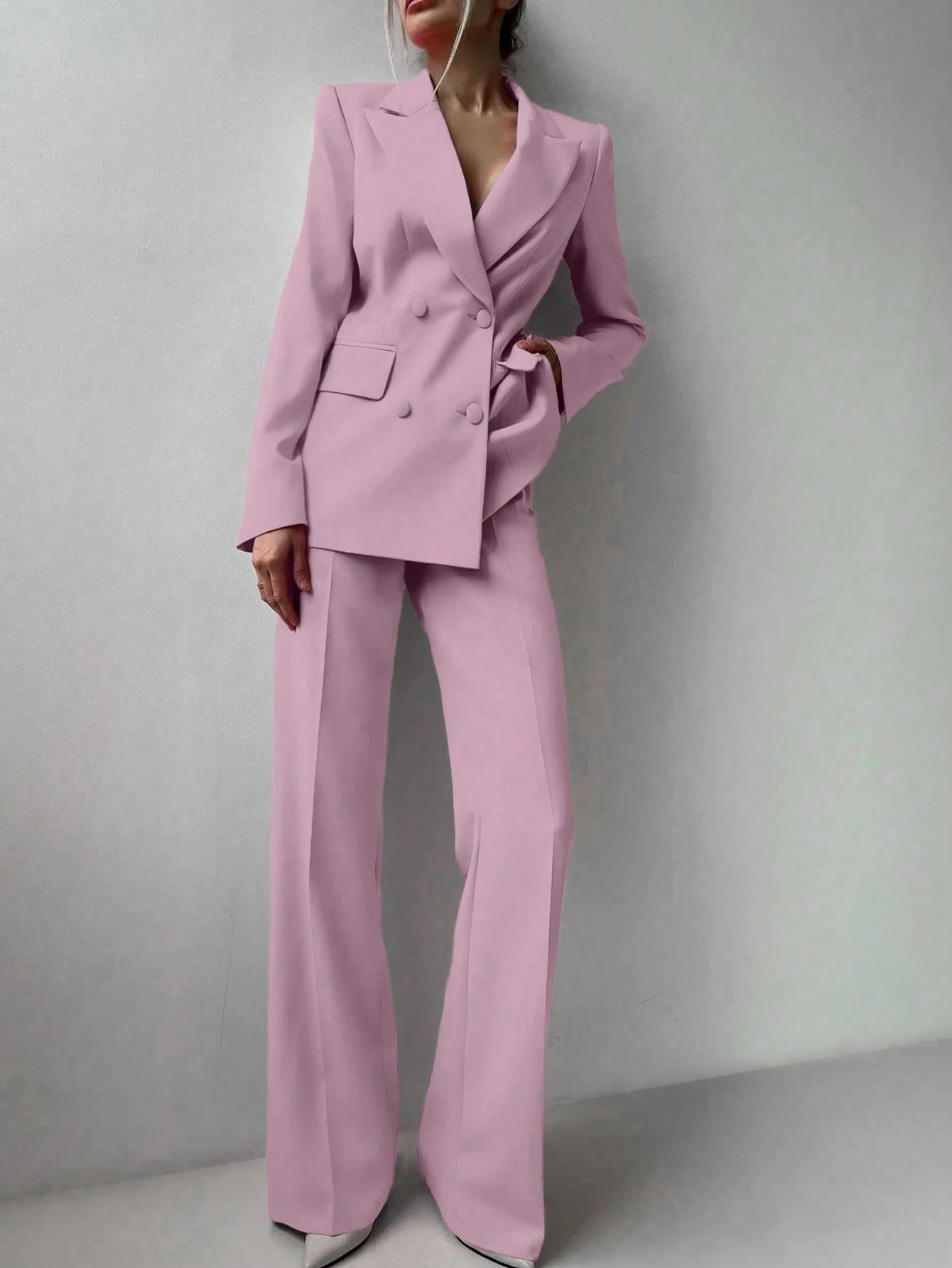 Set Lumière – Blazer, Top Cuello Alto y Pantalón Pierna Ancha