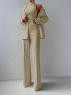 Set Lumière – Blazer, Top Cuello Alto y Pantalón Pierna Ancha