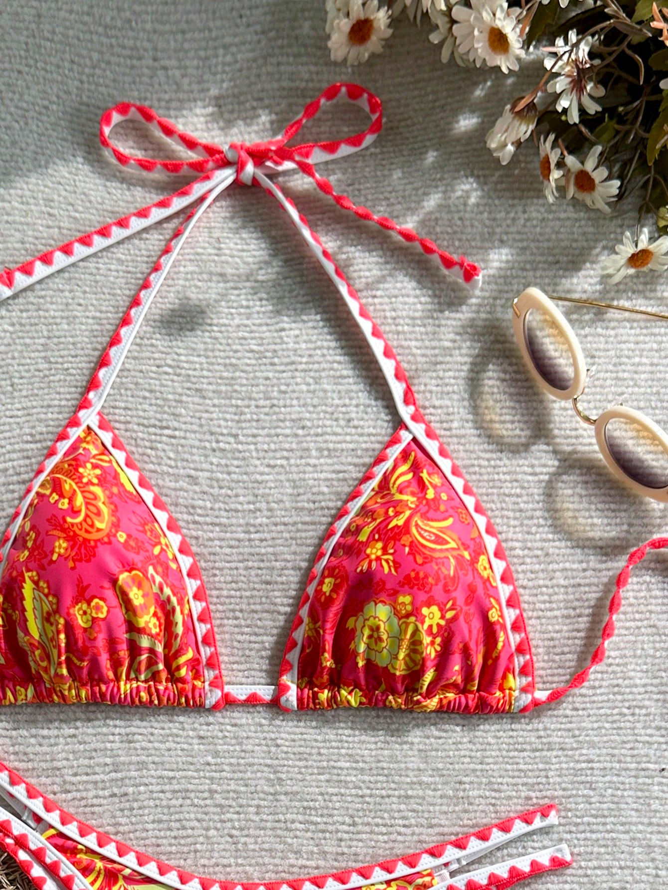 Bikini Paisley – Top Triangular Halter con Estampado Floral