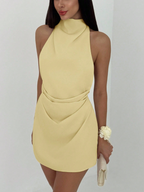Vestido Cannes Drapeado – Halter Mini con Espalda Descubierta