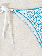 Bikini Capri Encaje – Crochet Triangular con Herrajes