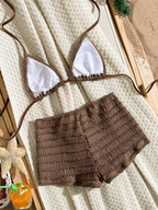 Bikini Estrella – Top Triangular con Short y Parche Dorado