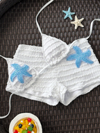 Bikini Estrella – Top Triangular con Short y Parche Dorado