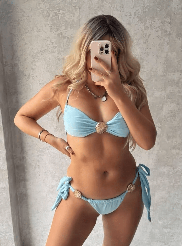 Bikini Concha – Top Strapless con Broche Dorado y Lazos - MARYLUS