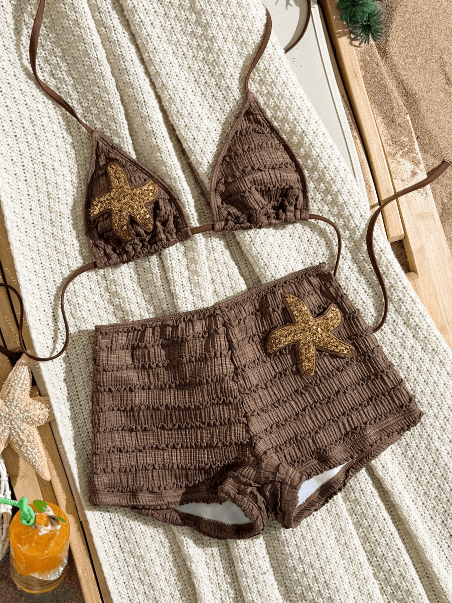 Bikini Estrella – Top Triangular con Short y Parche Dorado - MARYLUS
