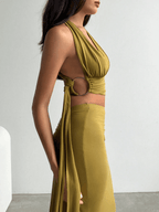 Set Atenas – Crop Top Halter Escote V con Falda Larga Fruncida - MARYLUS