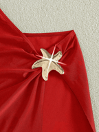 Set Estrella – Bikini Triangular con Falda Larga y Broche Dorado - MARYLUS