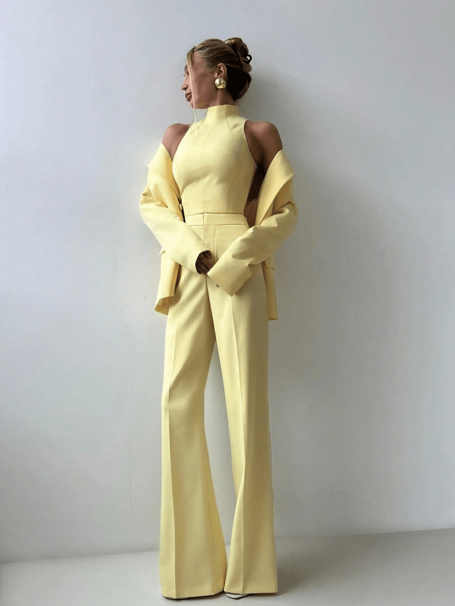 Set Lumière – Blazer, Top Cuello Alto y Pantalón Pierna Ancha - MARYLUS