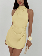 Vestido Cannes Drapeado – Halter Mini con Espalda Descubierta - MARYLUS