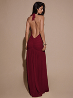 Vestido Scarlett – Halter Fruncido con Escote V y Abertura Alta - MARYLUS