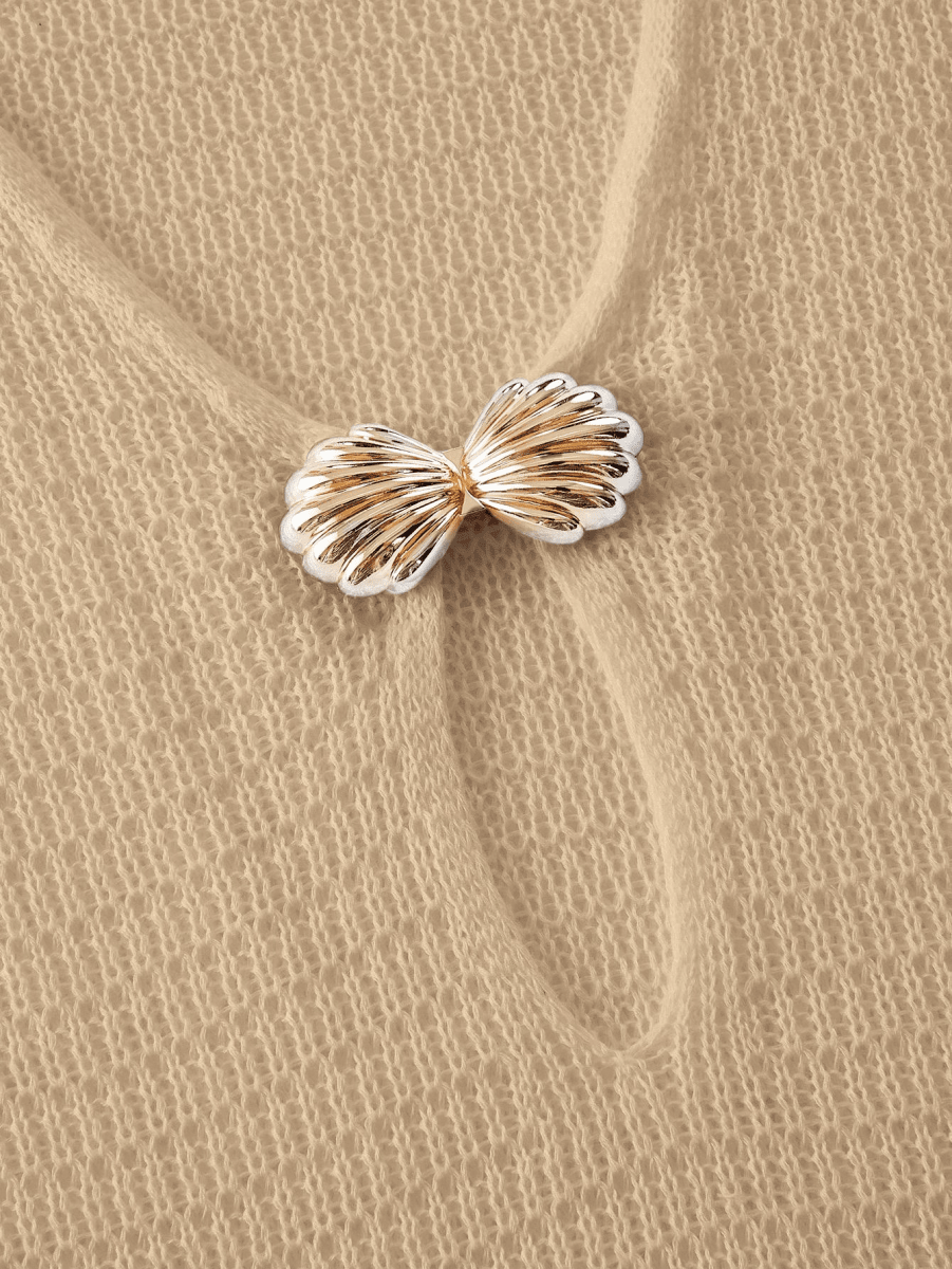 Vestido Soleil – Mini Tejido con Escote V Profundo y Detalle Dorado - MARYLUS